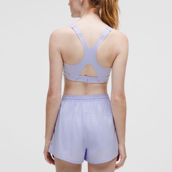 Ultralu Square-Neck Workout Bra Medium Support, D/DD Cup - Picture 2 of 3